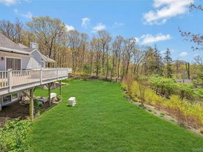 3 Crescent Court 3, Centerport NY 11721