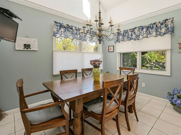 3 Crescent Court 3, Centerport NY 11721