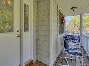 3 Crescent Court 3, Centerport NY 11721
