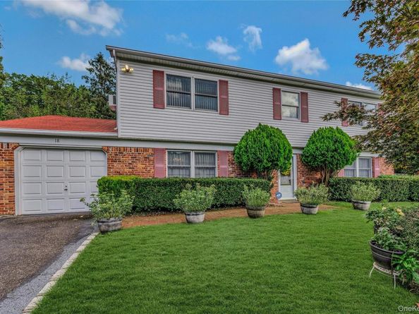 18 Long Meadow Place, South Setauket NY 11720