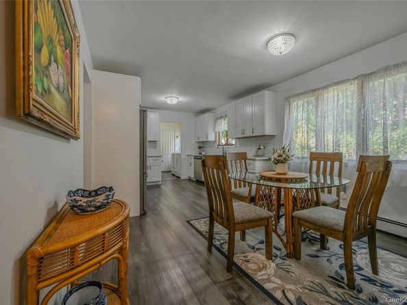 18 Long Meadow Place, South Setauket NY 11720