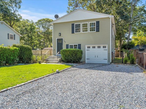 194 Moriches Avenue, Mastic NY 11950