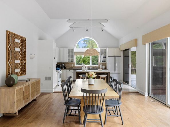 48 Douglas Court, Hampton Bays NY 11946