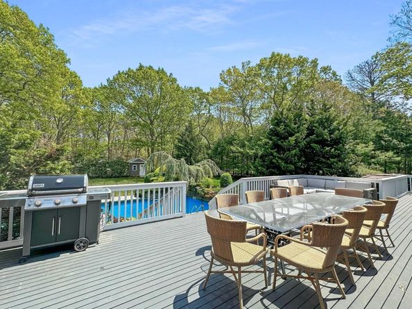 48 Douglas Court, Hampton Bays NY 11946