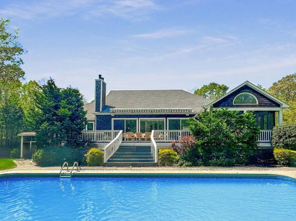 48 Douglas Court, Hampton Bays NY 11946