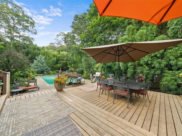 24A Brushwood Court, East Islip NY 11730