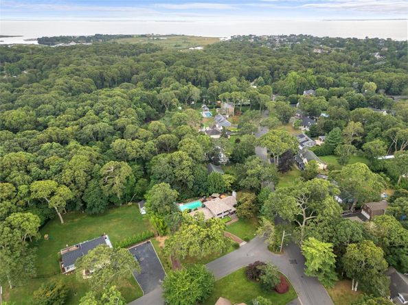 24A Brushwood Court, East Islip NY 11730