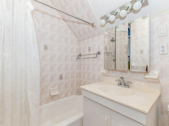 83-24 Edgerton Boulevard, Jamaica Estates NY 11432