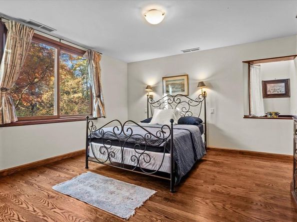 714 Ladd Road, Bronx NY 10471