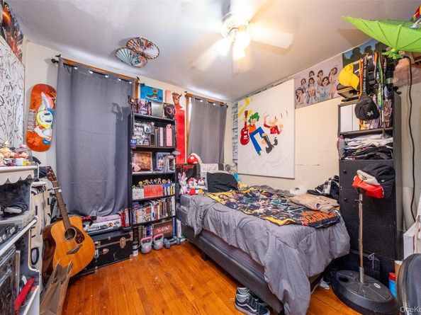 2541 Holland Avenue, Bronx NY 10467