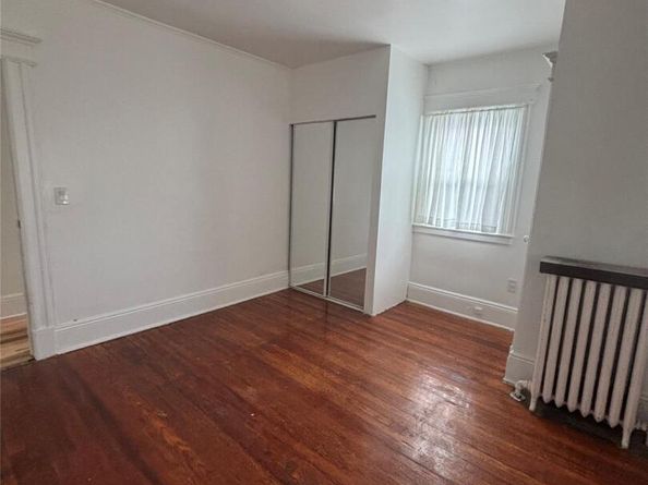 219-06 101 Ave., Queens Village NY 11429-1610