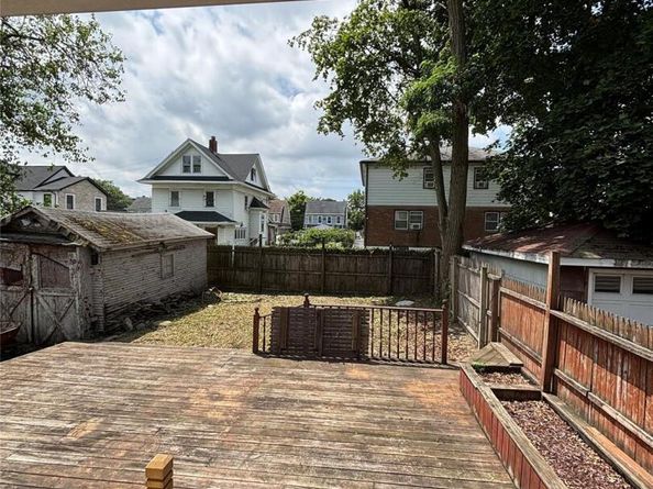 219-06 101 Ave., Queens Village NY 11429-1610