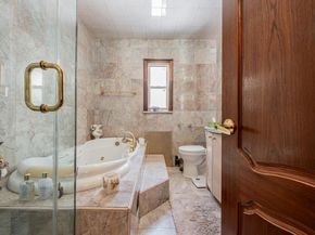 7562 177th Street, Fresh Meadows NY 11366