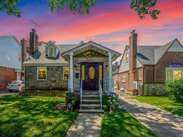 7562 177th Street, Fresh Meadows NY 11366