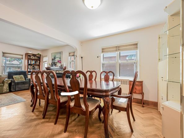 7562 177th Street, Fresh Meadows NY 11366