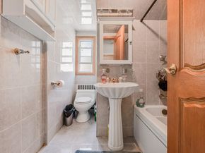 7562 177th Street, Fresh Meadows NY 11366