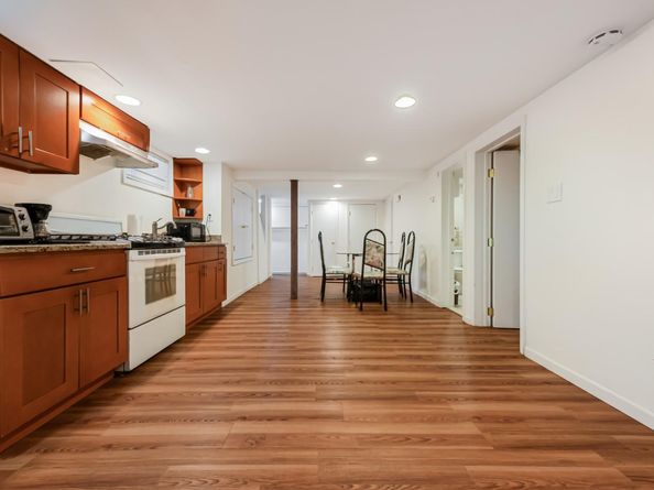 7562 177th Street, Fresh Meadows NY 11366