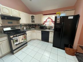 199 Wellesley Street, Hempstead NY 11550