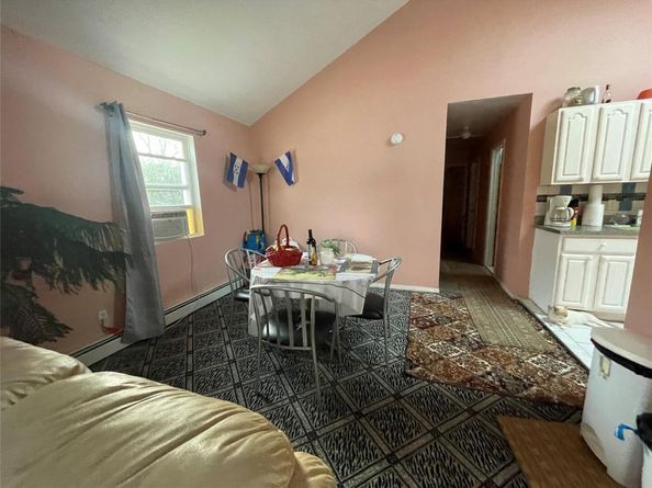 199 Wellesley Street, Hempstead NY 11550