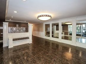 209-80 18th Avenue 2G, Bayside NY 11360