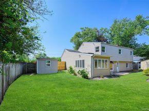 2 Bay Place, Bay Shore NY 11751