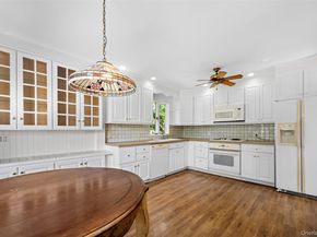 2 Bay Place, Bay Shore NY 11751
