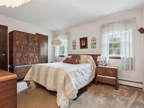 225 Chichester Ave, Center Moriches NY 11934