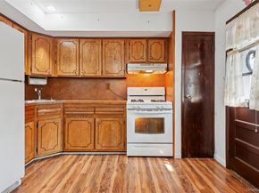 225 Chichester Ave, Center Moriches NY 11934