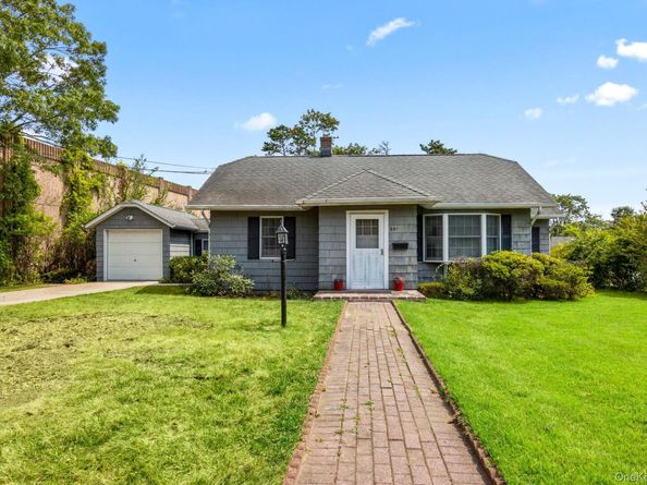 651 Sayville Avenue, Sayville NY 11782