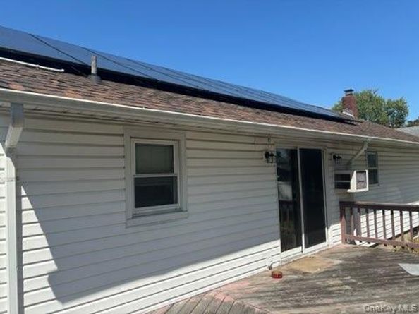 134 Veronica Lane, North Babylon NY 11703