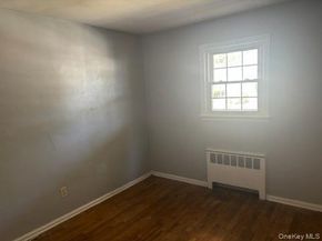 134 Veronica Lane, North Babylon NY 11703