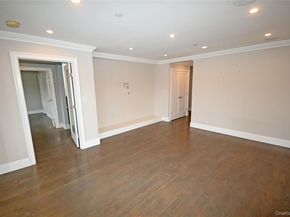 7 East Boulevard, East Rockaway NY 11518