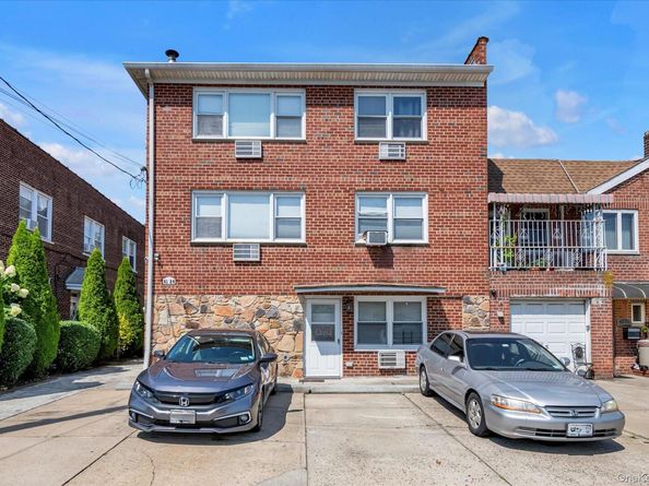 6126 164th Street, Fresh Meadows NY 11365