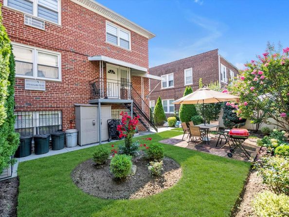 6126 164th Street, Fresh Meadows NY 11365