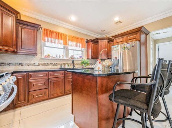 732 Sunrise Avenue, Bellmore NY 11710