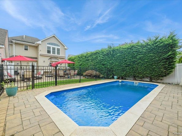 732 Sunrise Avenue, Bellmore NY 11710