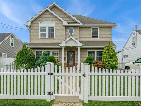 732 Sunrise Avenue, Bellmore NY 11710