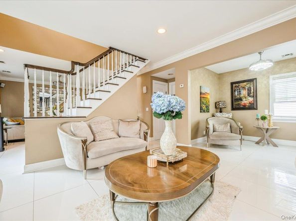 732 Sunrise Avenue, Bellmore NY 11710