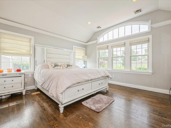 732 Sunrise Avenue, Bellmore NY 11710