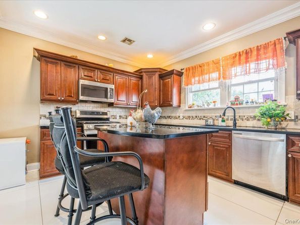 732 Sunrise Avenue, Bellmore NY 11710
