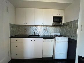 39-55 51st Street 4A, Woodside NY 11377