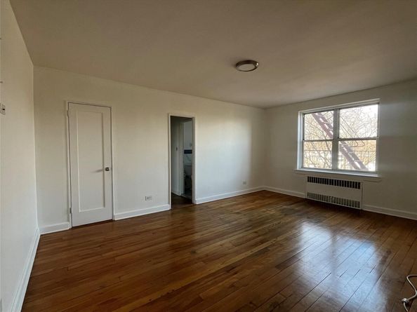 39-55 51st Street 4A, Woodside NY 11377