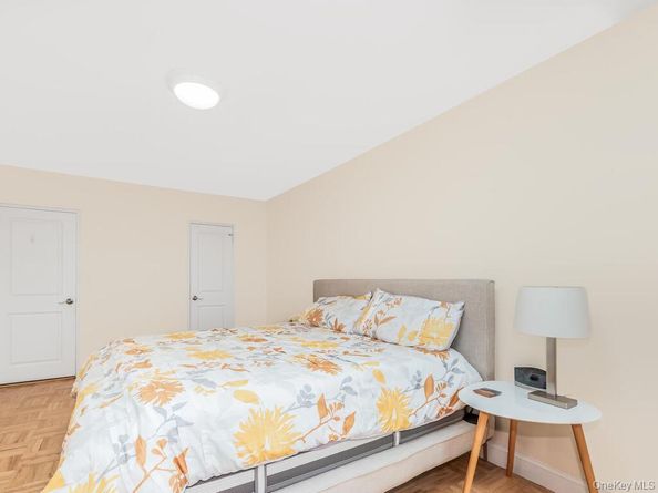 3530 Henry Hudson Parkway 9A, Bronx NY 10463