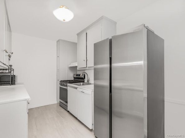 3530 Henry Hudson Parkway 9A, Bronx NY 10463