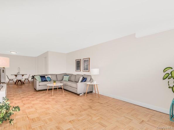 3530 Henry Hudson Parkway 9A, Bronx NY 10463