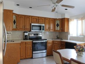 215 N Syracuse Avenue, Massapequa NY 11758
