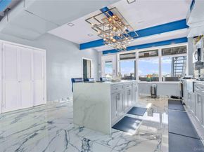 15579 Bayview Avenue, Rosedale NY 11422