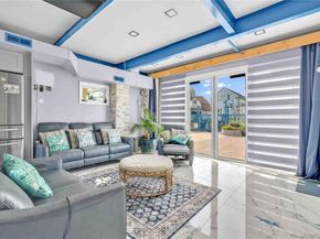 15579 Bayview Avenue, Rosedale NY 11422