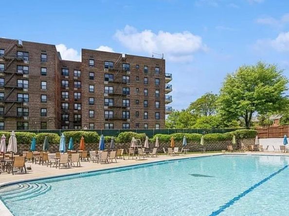 80-35 Springfield Boulevard 6F, Queens Village NY 11427