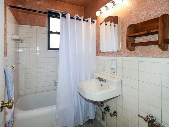 80-35 Springfield Boulevard 6F, Queens Village NY 11427